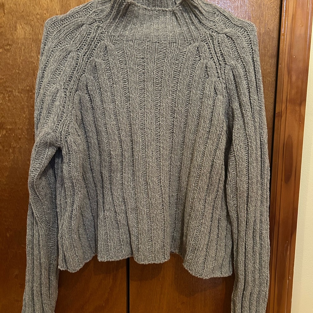 American Eagle Outfitters Charcoal Ribbed Turtleneck Sweater